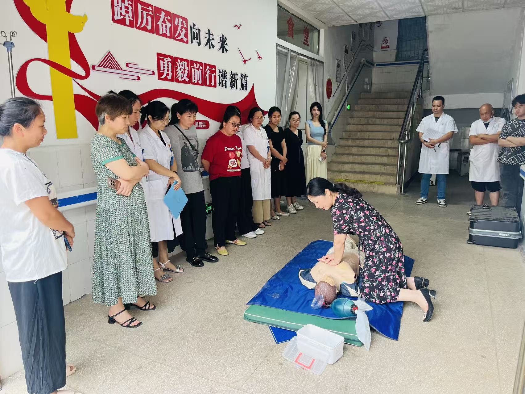 冷水滩区紧密型医共体建设|下沉基层传技艺 精准帮扶提能力——永州市三医院开展危重症急救知识与技能下沉培训 冷水滩区紧密型医共体建设|下沉基层传技艺 精准帮扶提能力——永州市三医院开展危重症急救知识与技能下沉培训