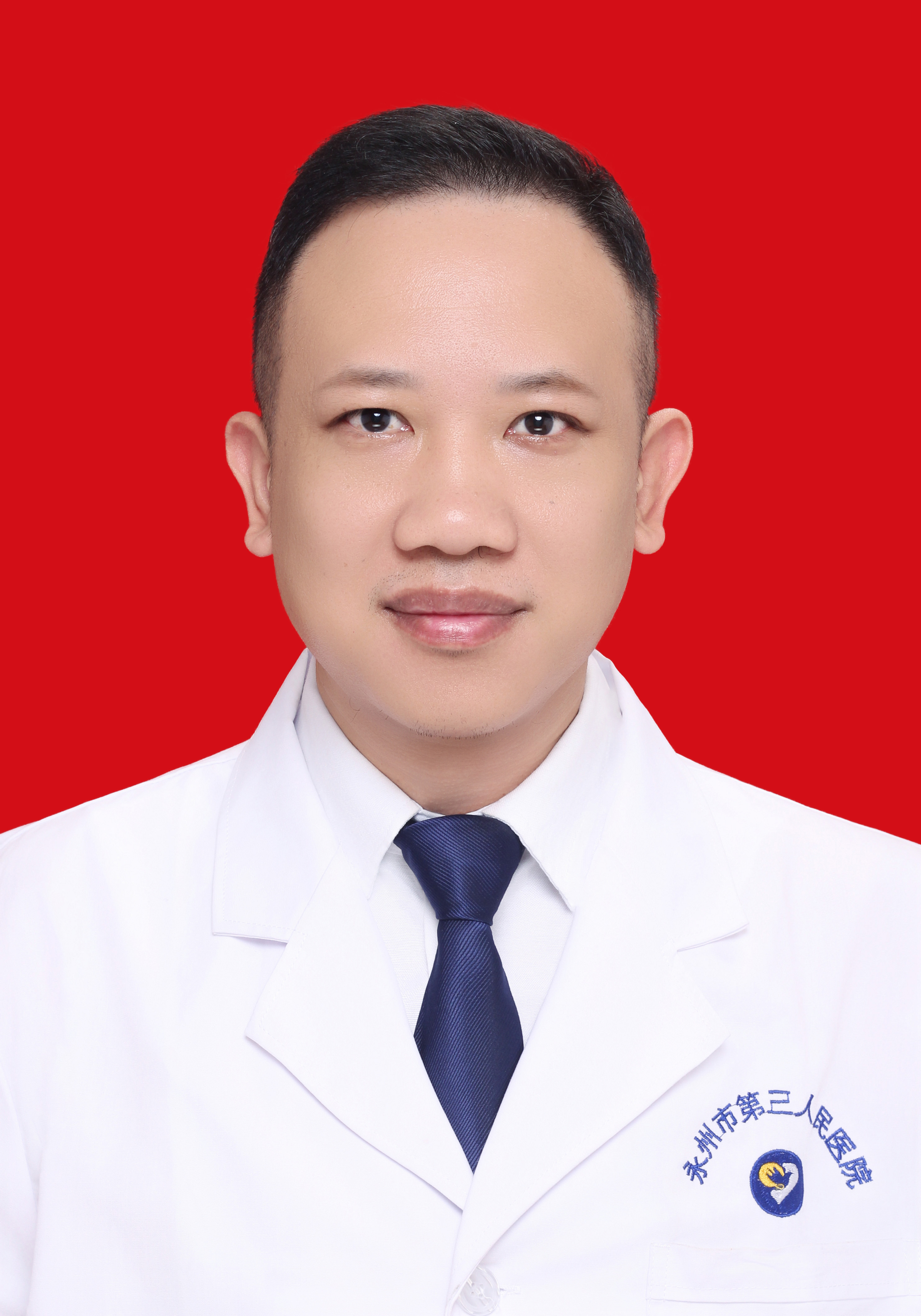 唐立