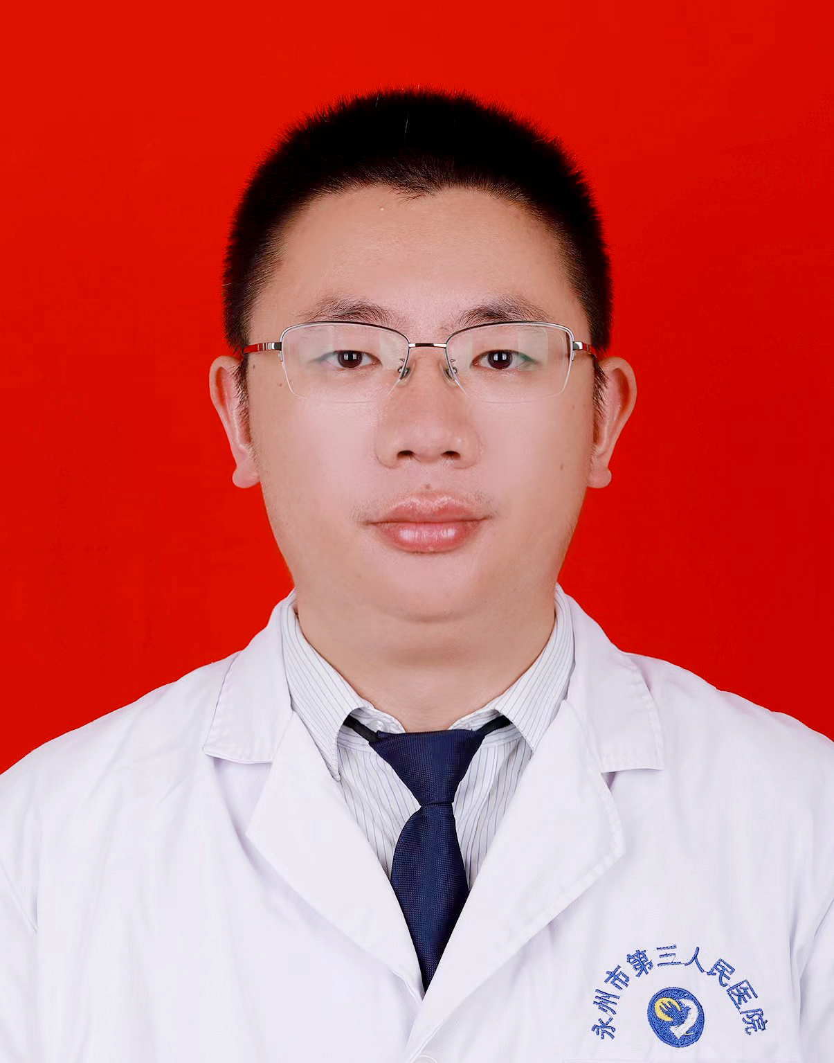 唐  龙