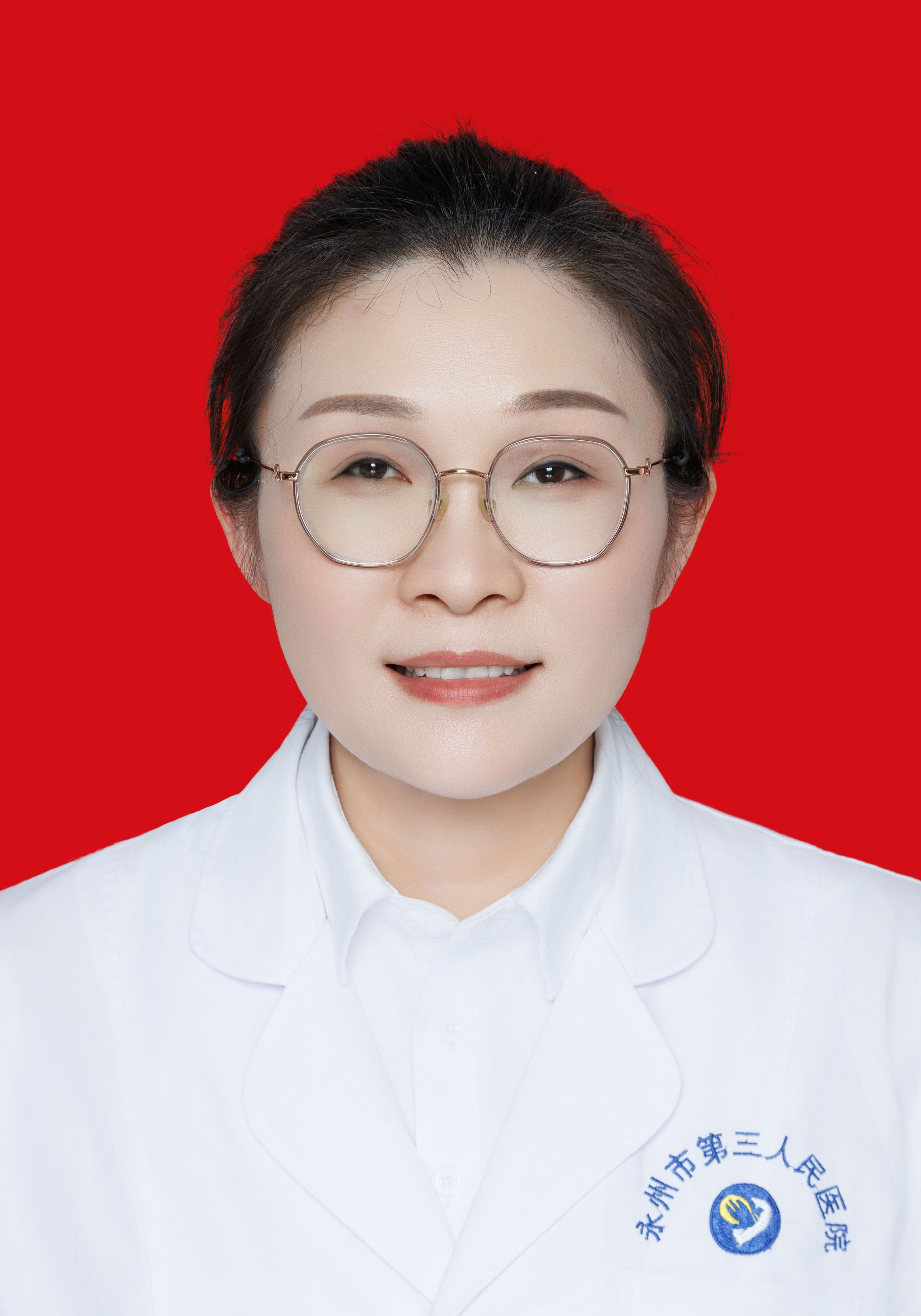 罗芳