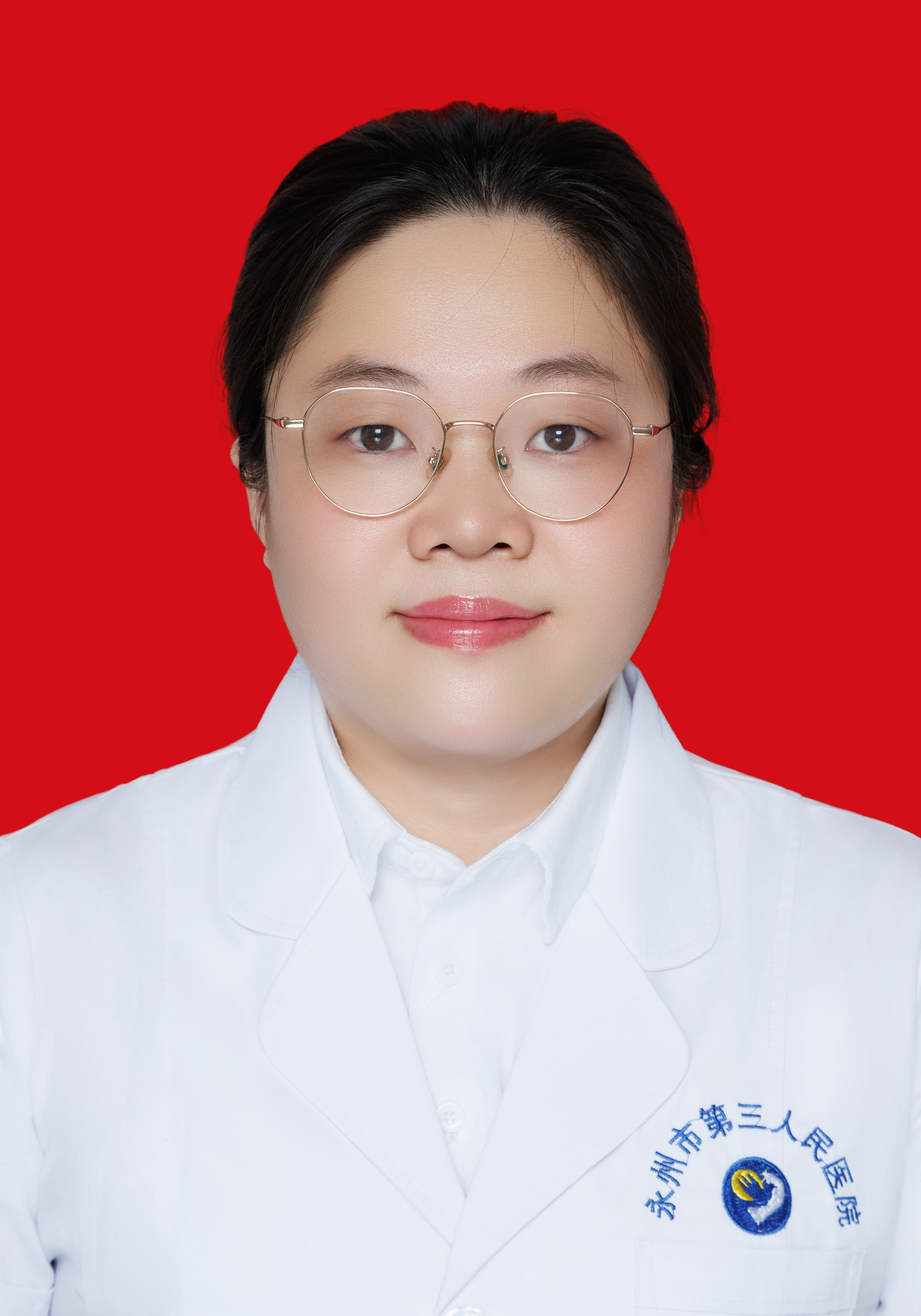 袁 婕