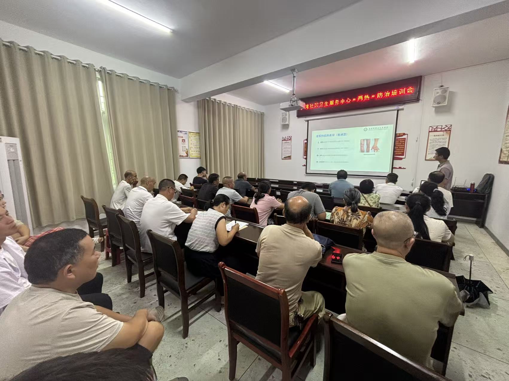 冷水滩区紧密型医共体建设|医共体专家下沉帮扶 筑牢蚊媒传染病防控防线